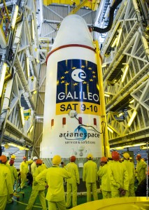 Hoisting VS12 launcher integration and composite, on Sept. 7. (Photo: CNES)