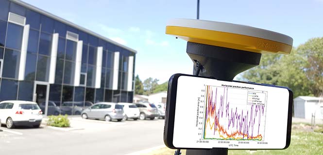 Positioning with Android: GNSS observables