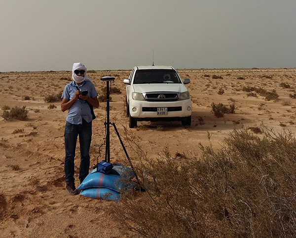 Mauritanian utility corridor being surveyed with SP60 GNSS receiver
