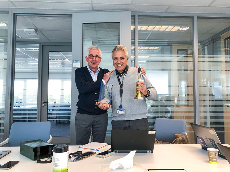Benedicto accepts 2018 Satellites Leadership Award on behalf of Gatti