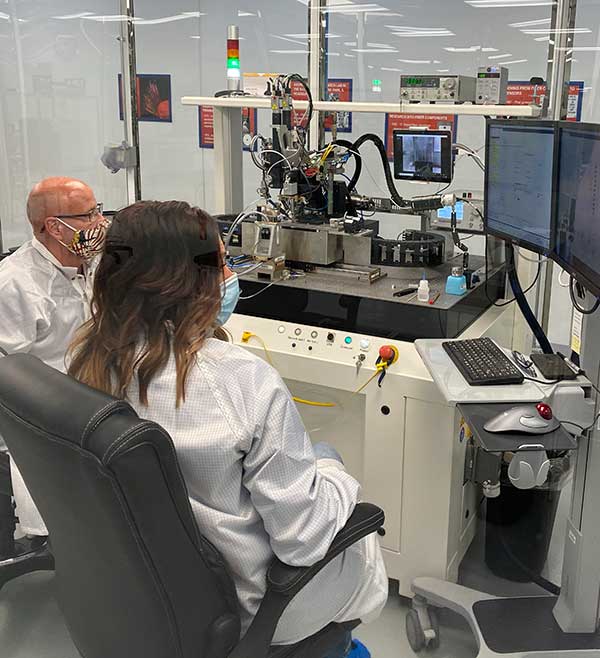 Integrating photonic chips for better performance