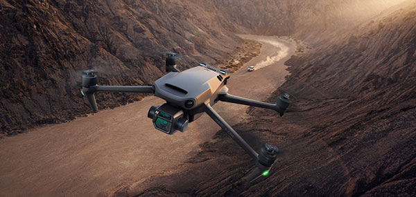 DJI’s new Mavic 3 has longer flight time, obstacle sensing