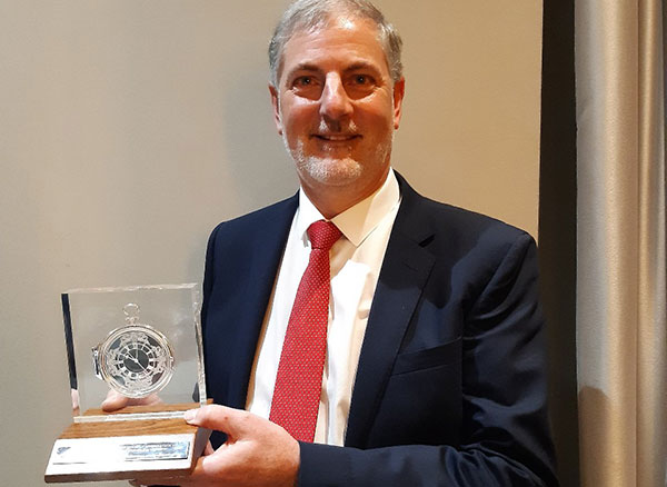 Terry Moore wins international navigation award from IAIN