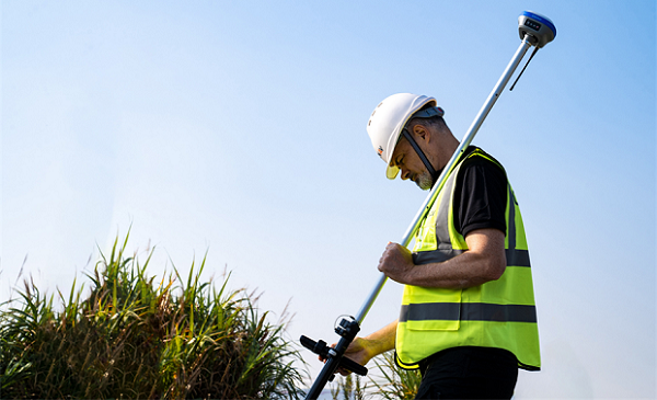 CHC Navigation introduces i73+ pocket-sized GNSS receiver
