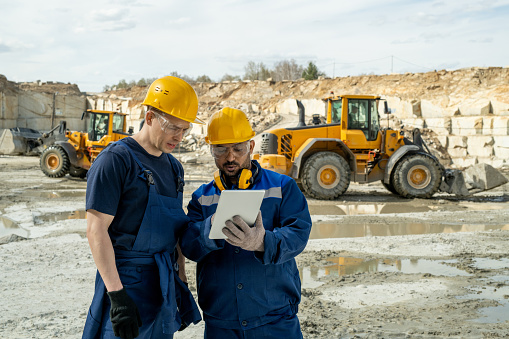Swift, RugGear partner on high-accuracy location for industrial mobility