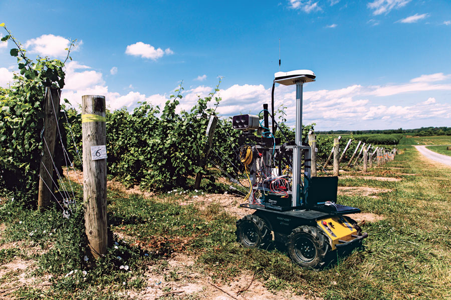 Hexagon | NovAtel: Taking on land with SMART antennas