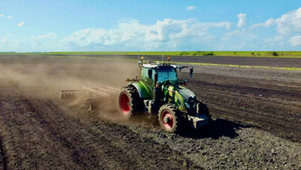 Trimble, Sabanto enhance autonomous tractor performance