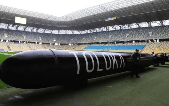 Ukraine shows off Toloka underwater drone