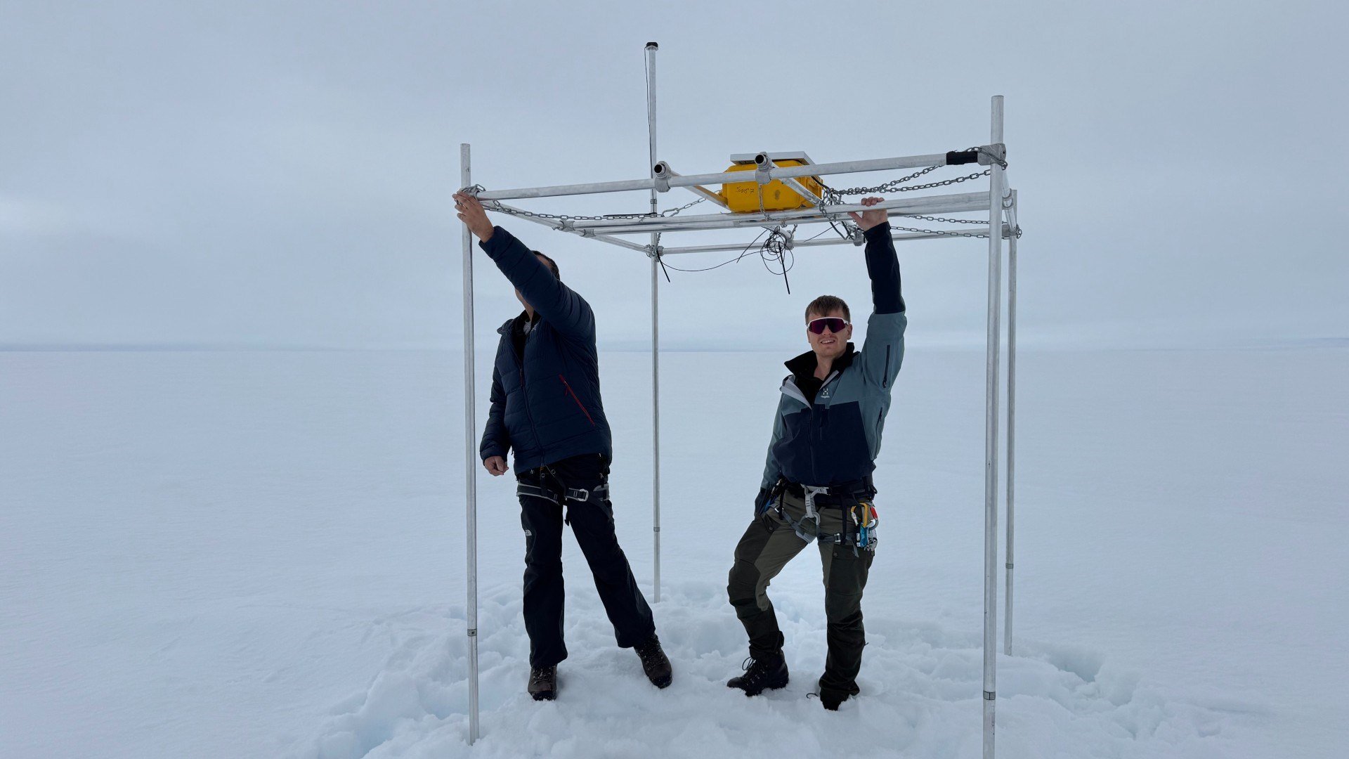 Greenland is twisting and stretching, GNSS data shows