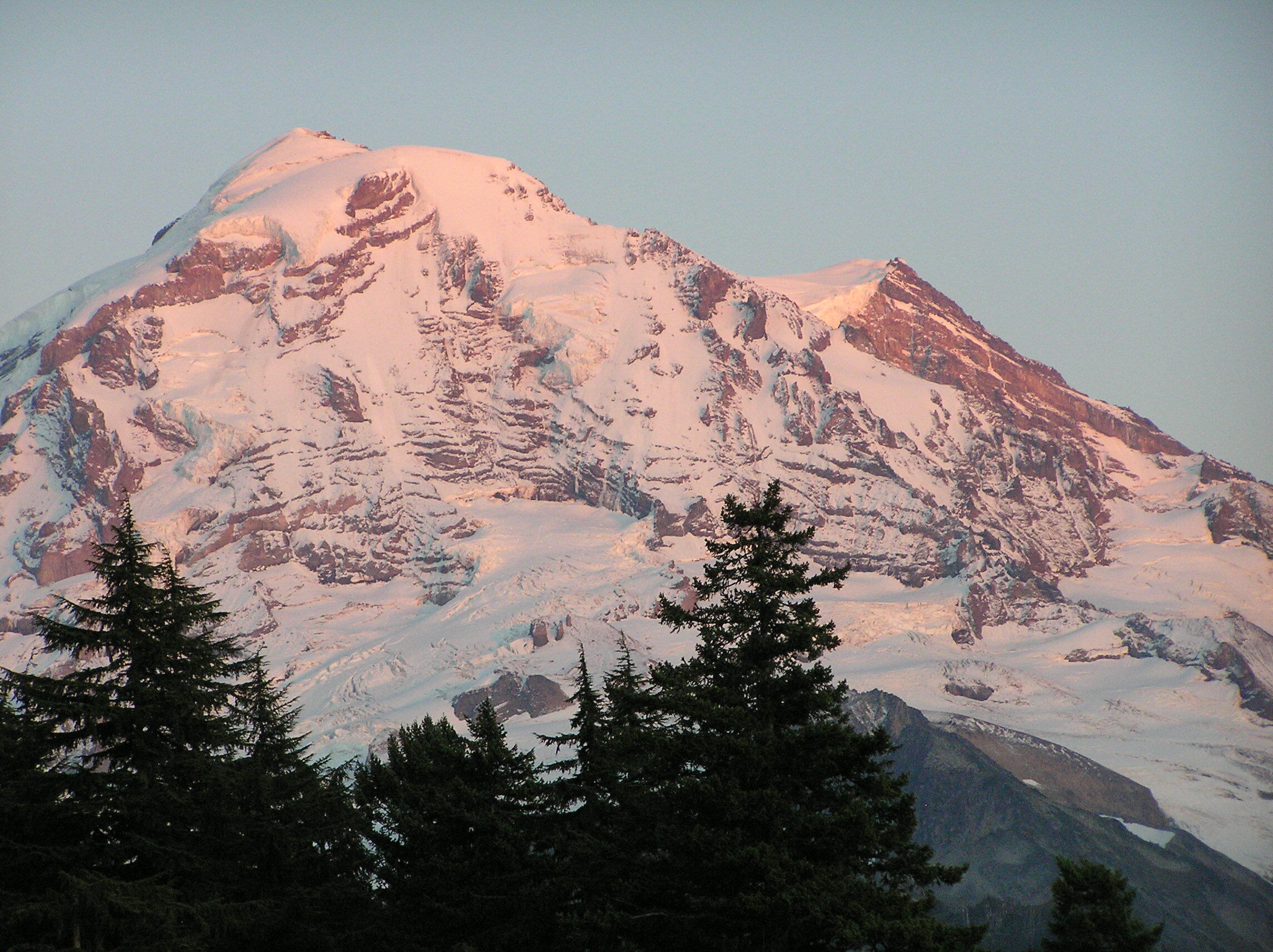 GNSS surveys show shift in Mount Rainier summit