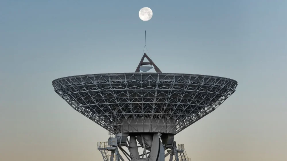 Intuitive Machines to acquire Goonhilly Earth Station and COMSAT