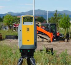 Trimble X7 scanner in the field. (Photo: Trimble)